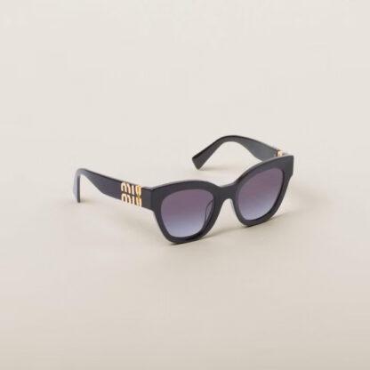 Miu Miu trendy fashion sunglasses - Image 6