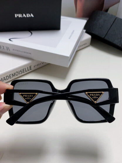 Prada fashion trend sunglasses - Image 5