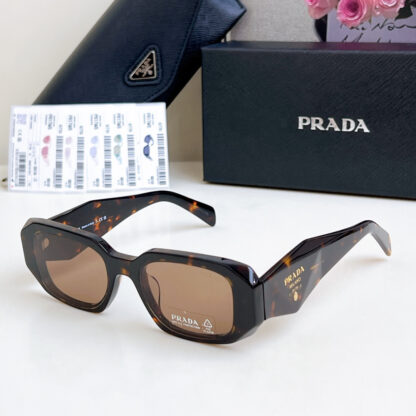 Prada fashion trend sunglasses - Image 5