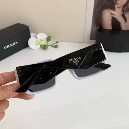 Prada fashion trend sunglasses - Image 5