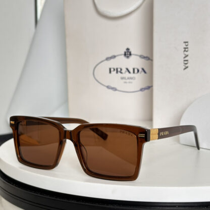 Prada fashion trend sunglasses - Image 5