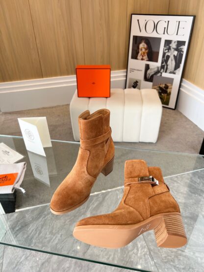 Hermès Classic Dark Brown Silver Buckle Knight Boots