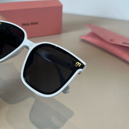 Miu Miu trendy fashion sunglasses - Image 6