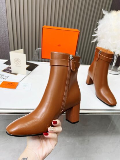 Hermes classic brown kelly buckle fashion ankle boots - Image 4