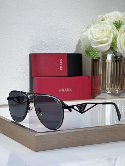 Prada fashion trend sunglasses - Image 5