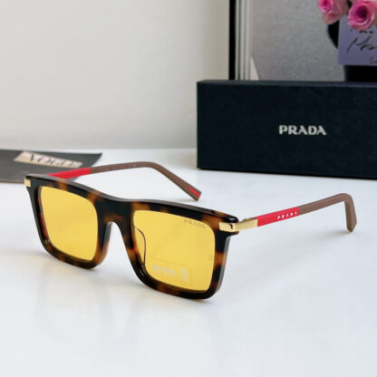 Prada fashion trend sunglasses - Image 5