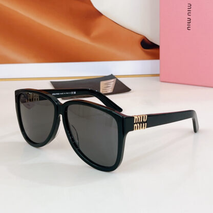 Miu Miu trendy fashion sunglasses - Image 6