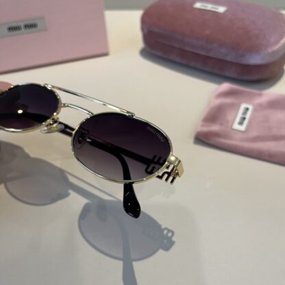 Miu Miu trendy fashion sunglasses - Image 6