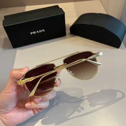 Prada fashion trend sunglasses - Image 5