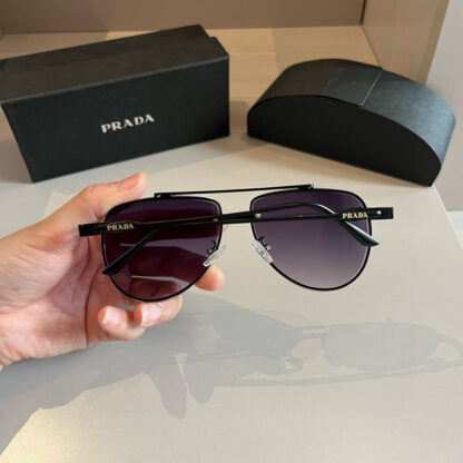 Prada fashion trend sunglasses - Image 5
