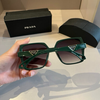 Prada fashion trend sunglasses - Image 5