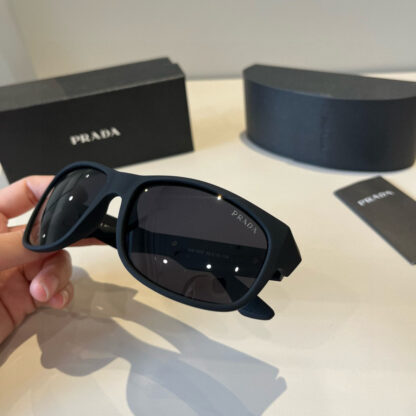 Prada fashion trend sunglasses - Image 5