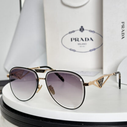 Prada fashion trend sunglasses - Image 5