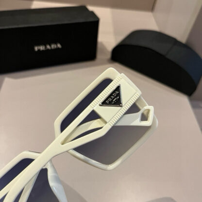 Prada fashion trend sunglasses - Image 5