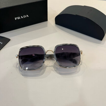 Prada fashion trend sunglasses - Image 5