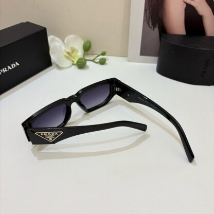 Prada fashion trend sunglasses - Image 5