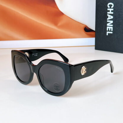 Chanel Fashion Sunglasses - Image 6