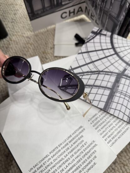 Chanel Fashion Sunglasses - Image 6