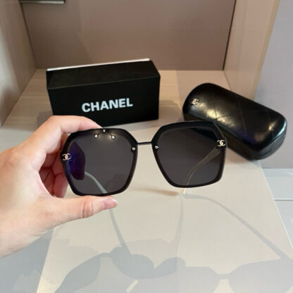 Chanel Fashion Sunglasses - Image 6