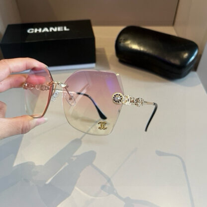 Chanel Fashion Sunglasses - Image 6