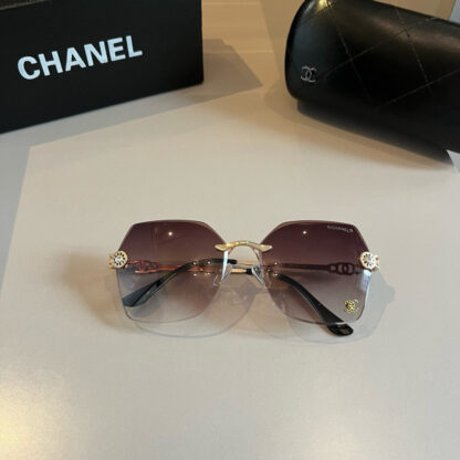 Chanel Fashion Sunglasses - Image 6