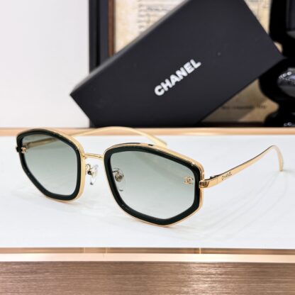 Chanel Fashion Sunglasses - Image 6