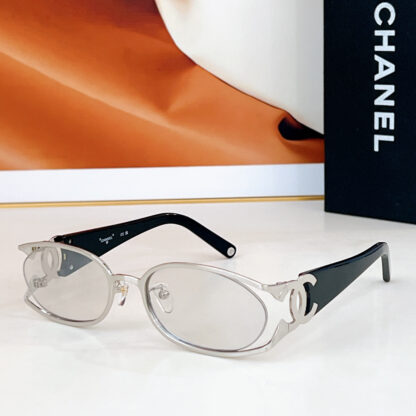Chanel Fashion Sunglasses - Image 6