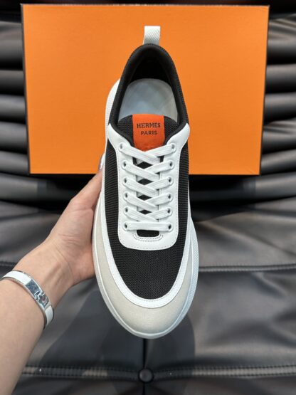 Hermès men's black and white soft and comfortable casual sports shoes - Image 5