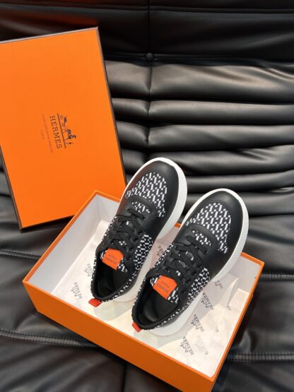 Hermes men's comfortable and soft black and orange color matching casual sports shoes - Image 5