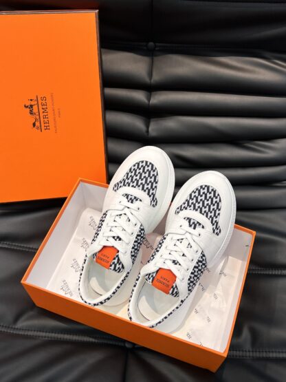 Hermes men's comfortable and soft white, black and orange color matching casual sports shoes - Image 5