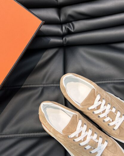 Hermès France Paris catwalk model milk tea color classic casual shoes - Image 5