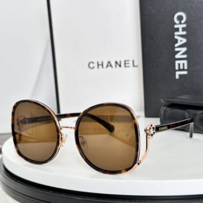 Chanel Fashion Sunglasses - Image 6