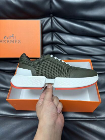 Hermes leather mesh breathable dark green high-end temperament casual shoes - Image 5