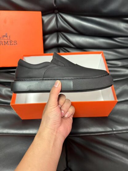 Hermès black leather luxury loafers - Image 5