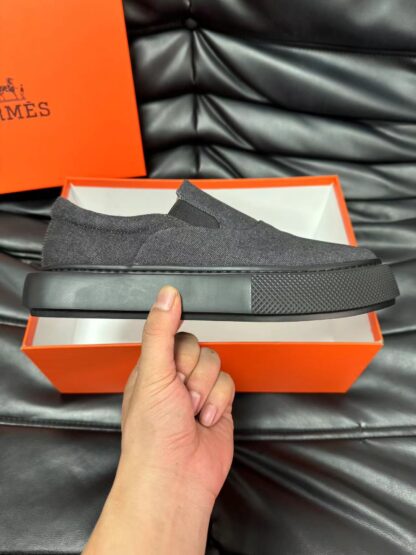 Hermès dark grey leather luxury loafers - Image 5