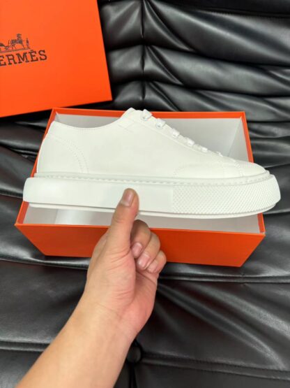 Hermes white leather high-end casual shoes - Image 5