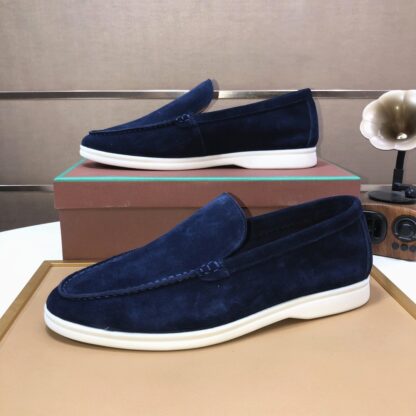 Hermès couple's dark blue high-end classic loafers - Image 5