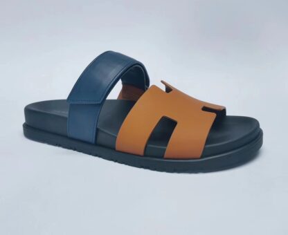 Hermès couple brown and blue woven slippers - Image 5