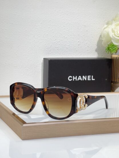 Chanel Fashion Sunglasses - Image 6