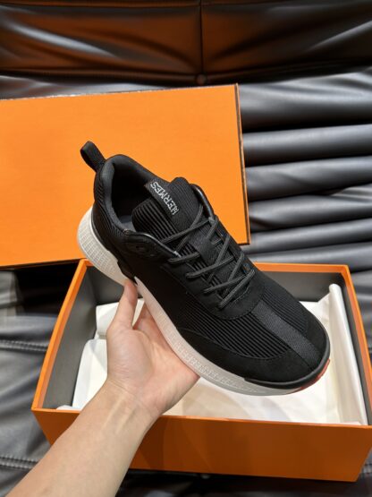 Hermes men's black and white breathable fashion casual sports shoes - Image 5