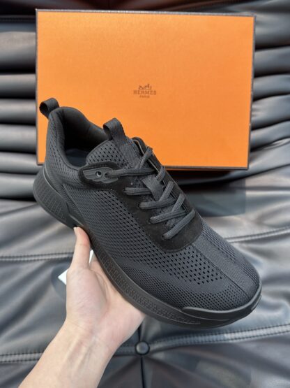 Hermes men's black comfortable breathable simple casual sports shoes - Image 5