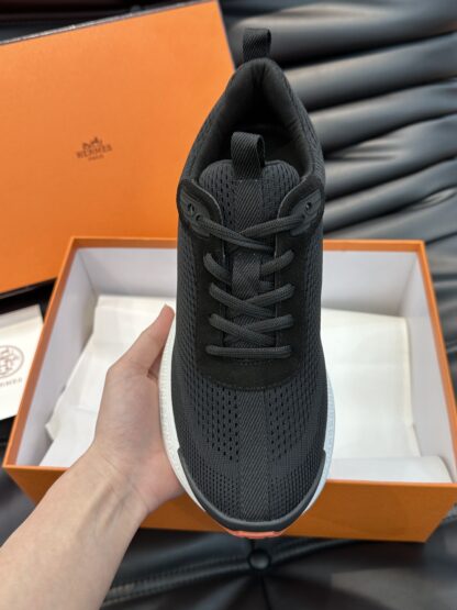 Hermes men's black and white comfortable breathable simple casual sports shoes - Image 5