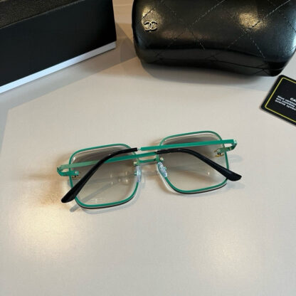 Chanel Fashion Sunglasses - Image 6
