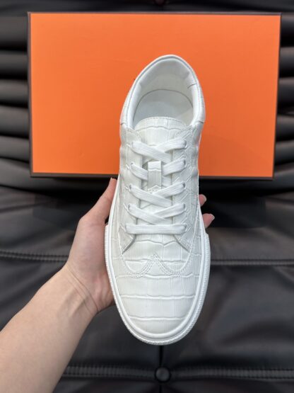 Hermès Men's Soft Light White Low-Top Casual Sneakers - Image 5