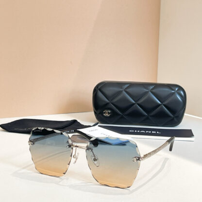 Chanel Fashion Sunglasses - Image 6