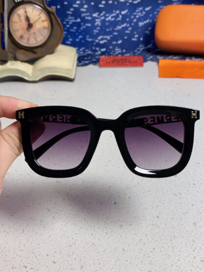 Hermès retro square versatile high-end sunglasses - Image 4
