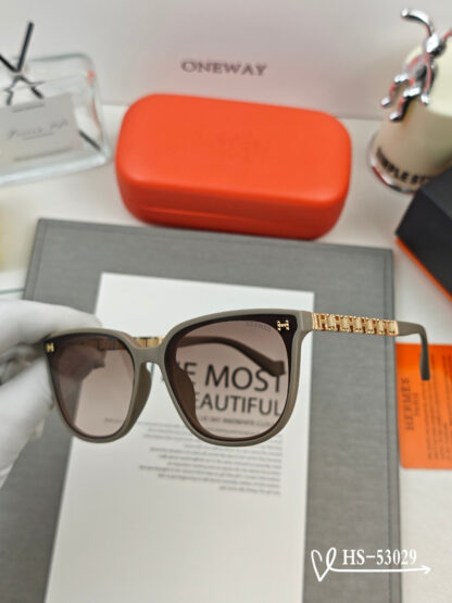 Hermes Fashion Sunglasses - Image 4