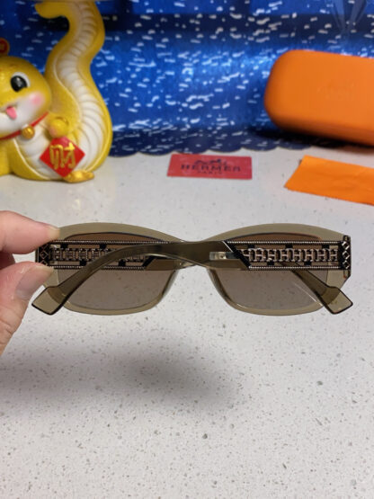 Hermes Retro Fashion Cat Eye Sunglasses - Image 5