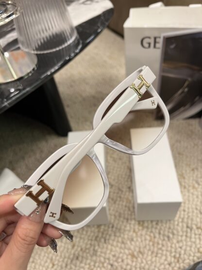 Hermes Fashion Sunglasses - Image 5