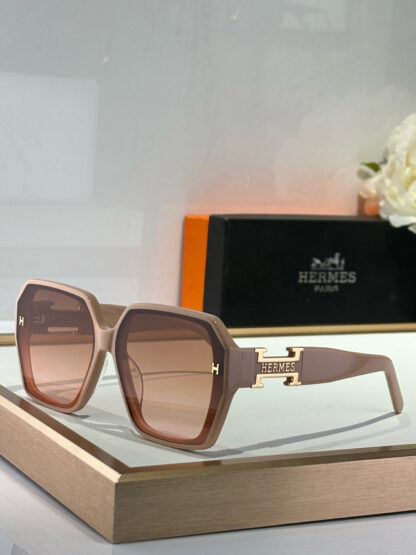 Hermès Fashion Sunglasses - Image 5